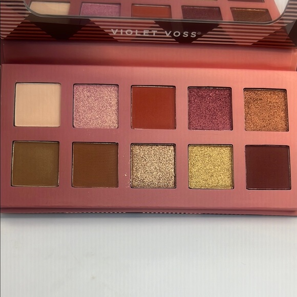 Violet Voss Windflower Eyeshadow Palette - Picture 3 of 6